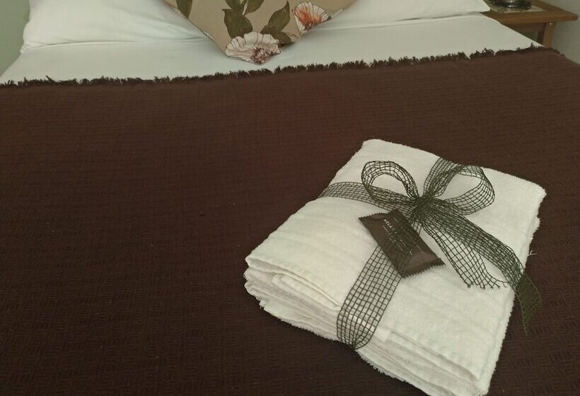 סוויטה, Joinville Hostel & Pousada