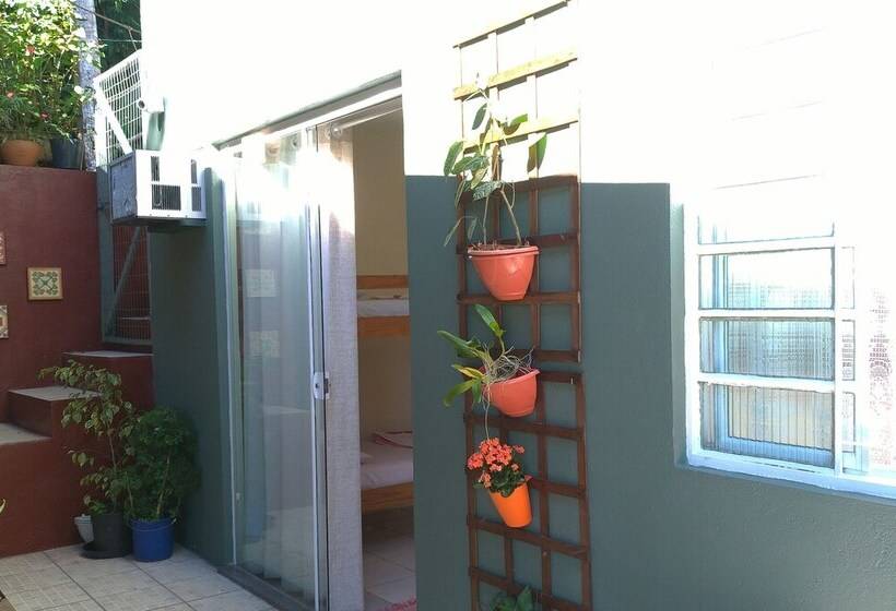 סוויטה, Joinville Hostel & Pousada