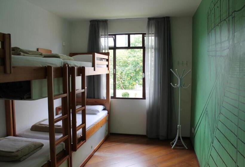 四人标准间, Jardim Botânico House