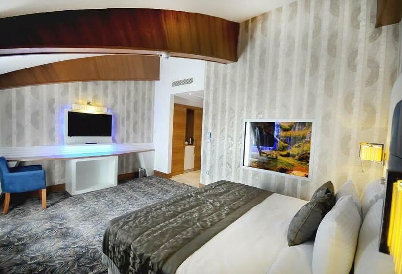 جناح جونيور, Elite Hotels Darica Spa & Convention Center