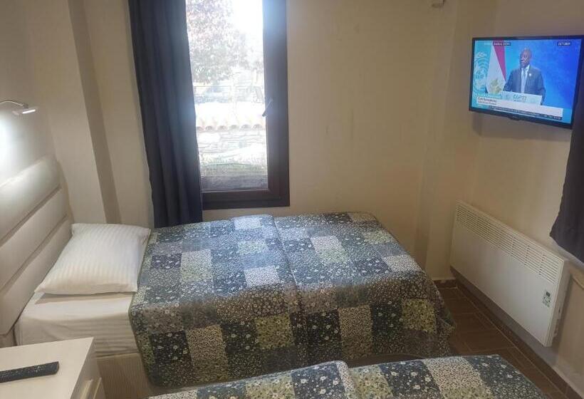 חדר אקונומי, Ena Serenity Boutique