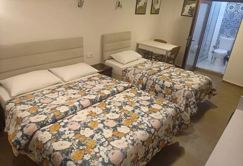 Comfort Kolmen Hengen Huone, Ena Serenity Boutique