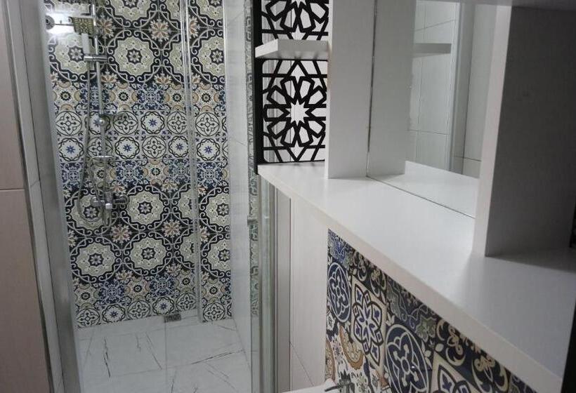 חדר משפחתי, Ena Serenity Boutique