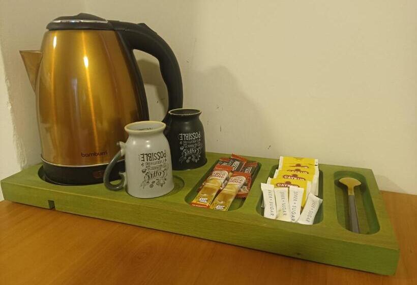 חדר משפחתי, Ena Serenity Boutique