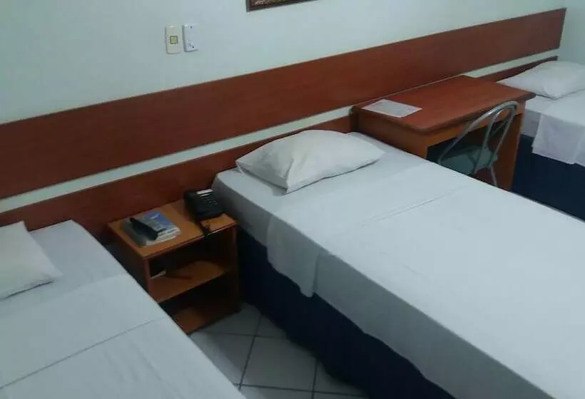 Standard Kolmen Hengen Huone, Agapito Inn