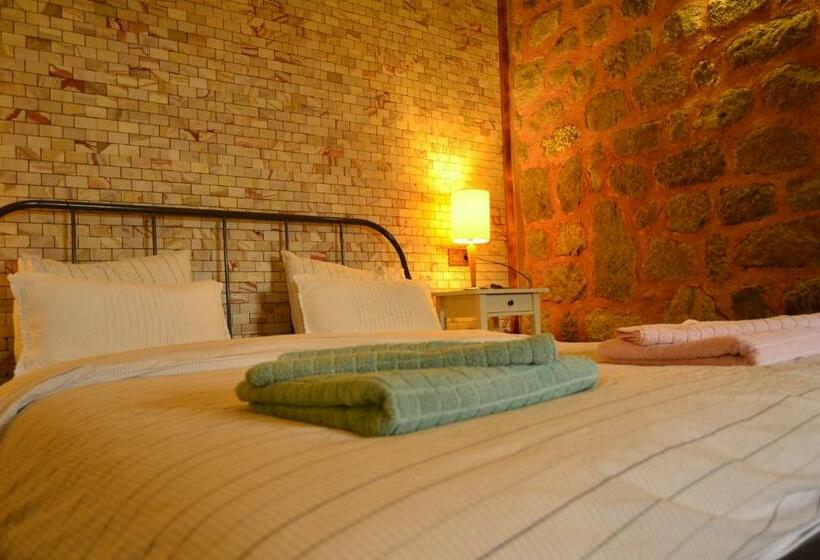 غرفة ديلوكس داخلية, Attalos Suites