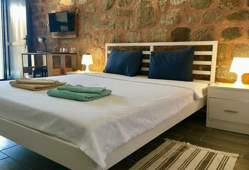 디럭스 룸, Attalos Suites