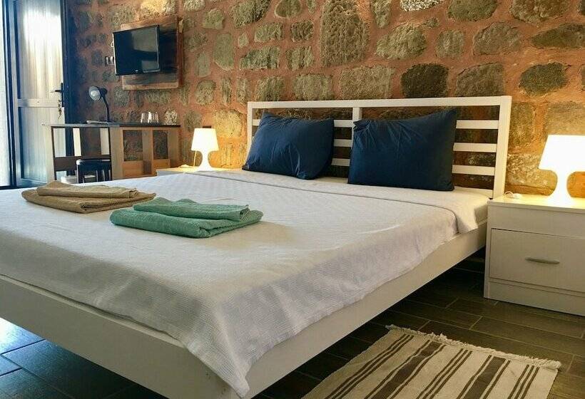 غرفة ديلوكس, Attalos Suites