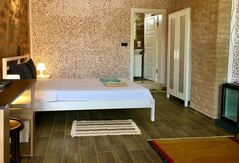 غرفة ديلوكس, Attalos Suites