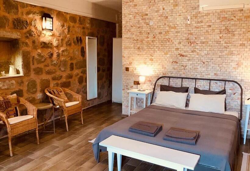 غرفة ديلوكس داخلية, Attalos Suites