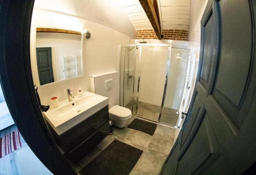 جناح ديلوكس, Attalos Suites