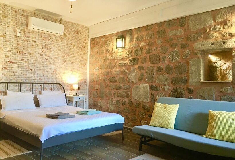 غرفة ديلوكس, Attalos Suites