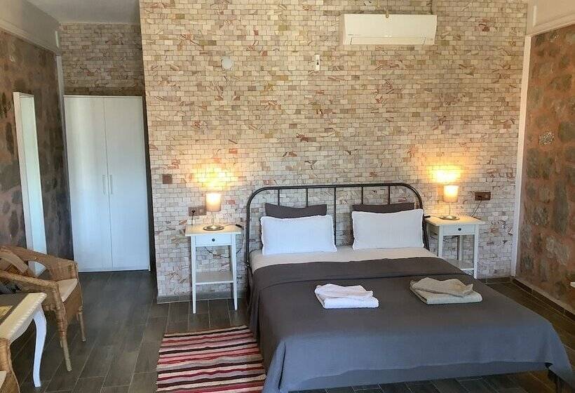 غرفة ديلوكس, Attalos Suites