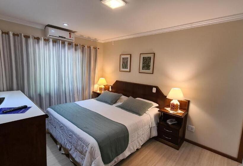 Номер Deluxe, Azaleia