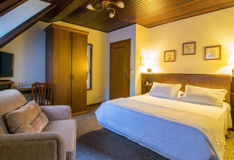 Номер Deluxe, Azaleia