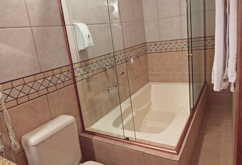 Номер Deluxe, Azaleia