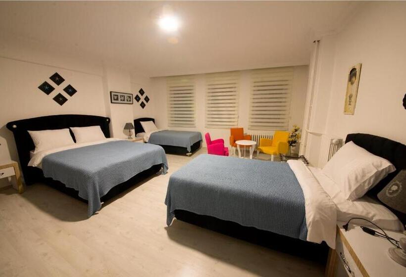 إستديو عائلى, Bilge Suite