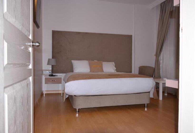 غرفة قياسية فردية, Bilge Suite