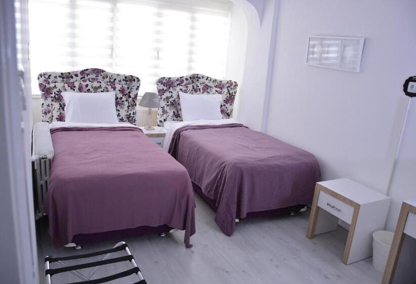 غرفة قياسية, Bilge Suite