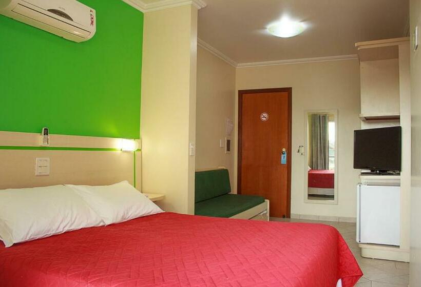 اتاق کلاسیک چهارنفره, Bombinhas Praia Apart Hotel   Unidade Rua Bem Te Vi