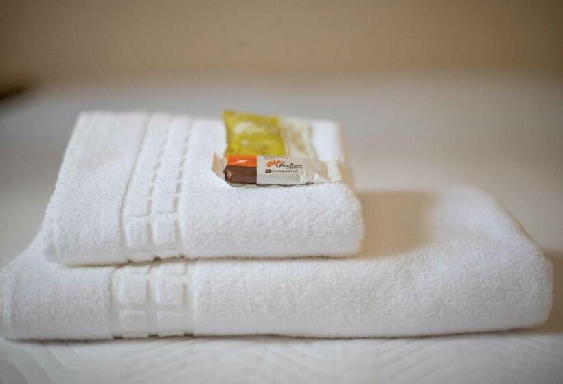 Номер Стандарт, Casarão