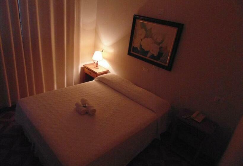 Номер Стандарт, Casarão