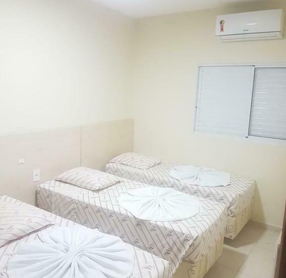 חדר סטנדרט לשלושה, Colorado