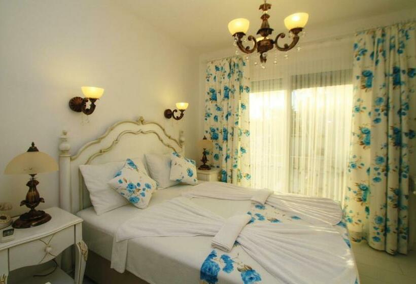 Номер Deluxe Вид на Море, Dantela Butik