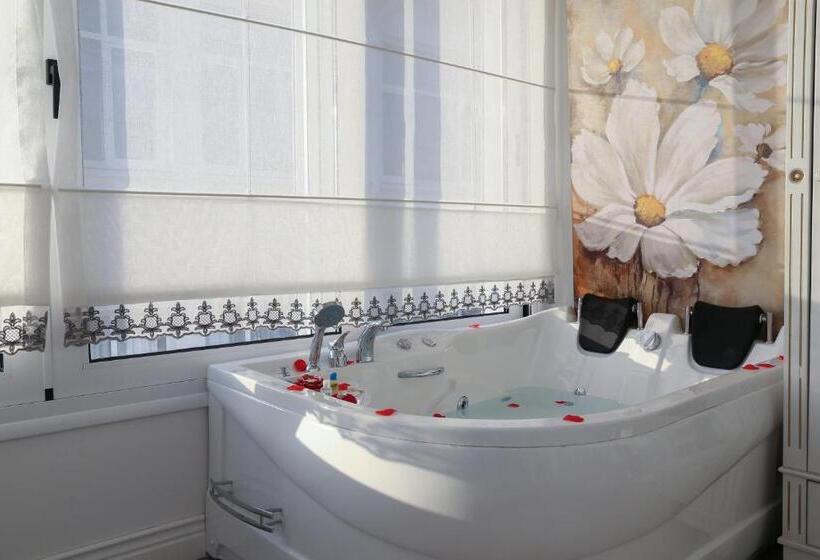 豪华房间, Dantela Butik