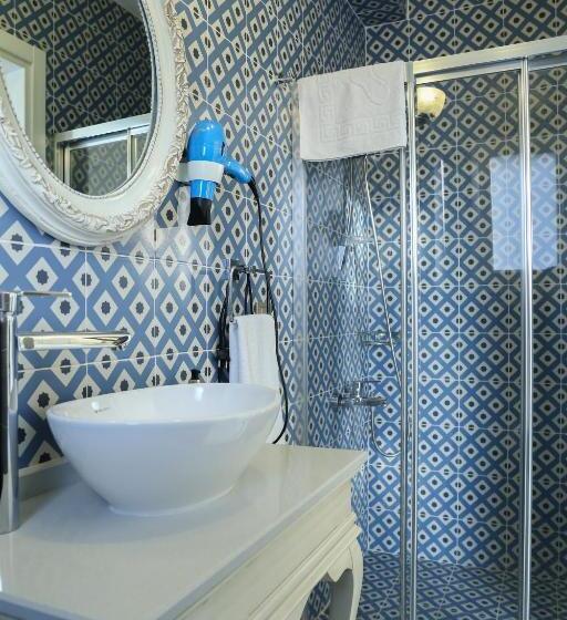 豪华海景房, Dantela Butik