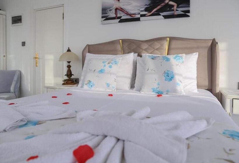 豪华房间, Dantela Butik