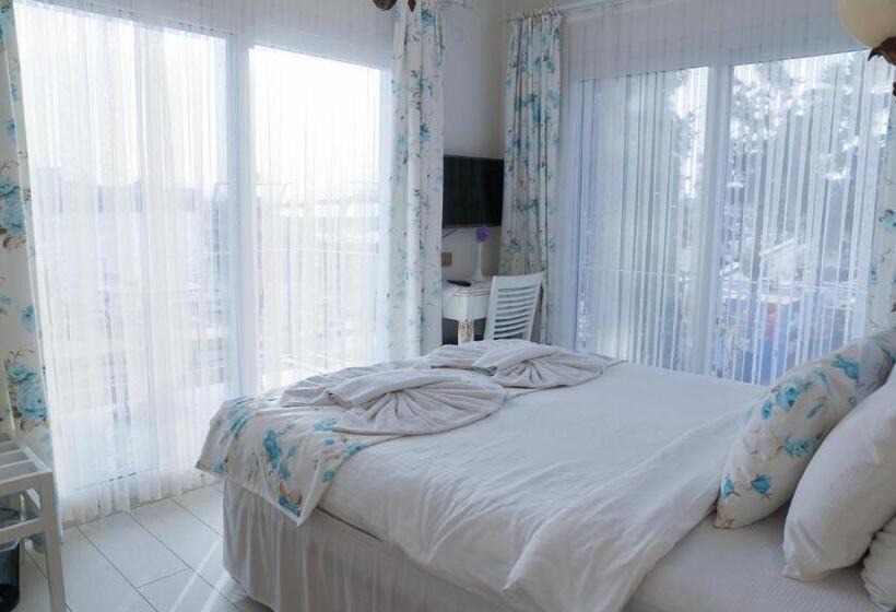 豪华海景房, Dantela Butik