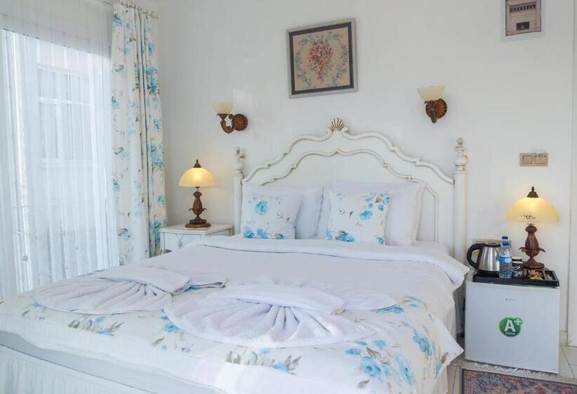 豪华海景房, Dantela Butik