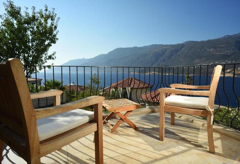 オーシャンビュースタンダードルーム, Mekvin Hotels Deniz Feneri Lighthouse
