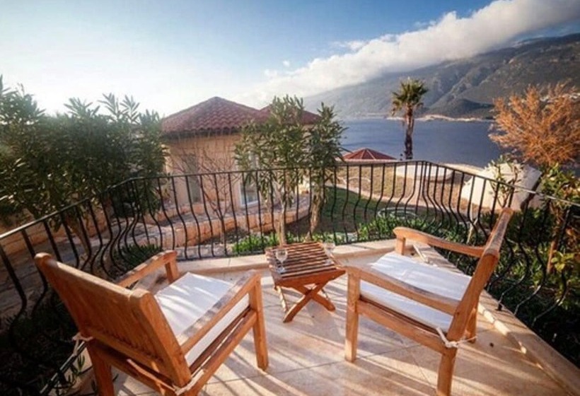 オーシャンビュースタンダードルーム, Mekvin Hotels Deniz Feneri Lighthouse