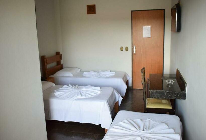 חדר סטנדרט לשלושה עם מרפסת, Diplomata