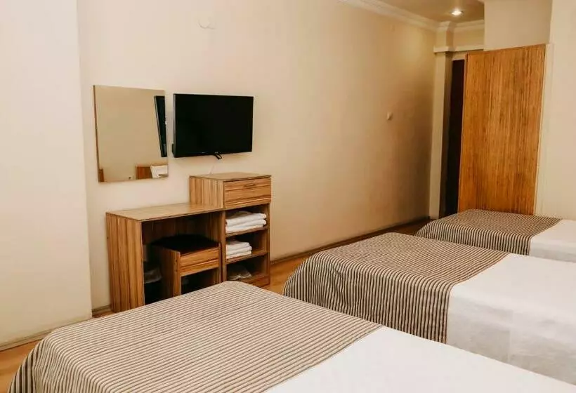 Triple Room Sea View, Ece