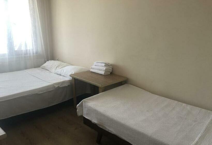 شقة غرفة واحدة مطلة على البحر, Ece