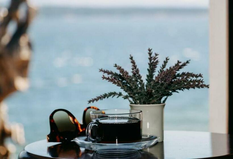 Triple Room Sea View, Ece