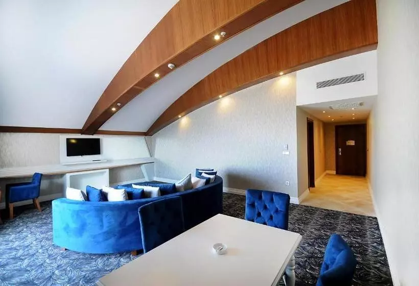 キングサイズベッドのスイートルーム, Elite Hotels Darica Spa & Convention Center