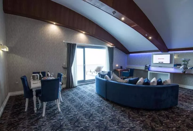 キングサイズベッドのスイートルーム, Elite Hotels Darica Spa & Convention Center