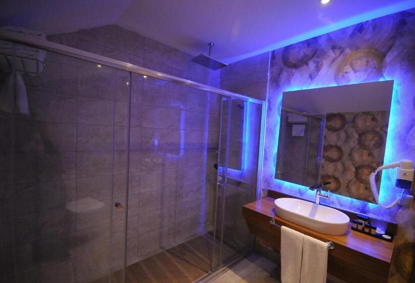 غرفة قياسية ثلاثية, Elite Hotels Darica Spa & Convention Center