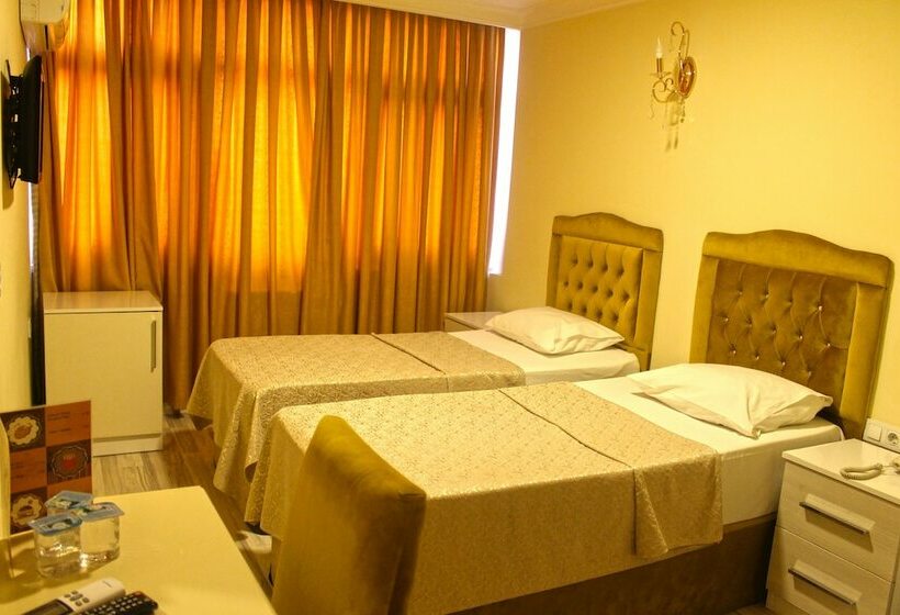 Quarto Estandar, Kayra