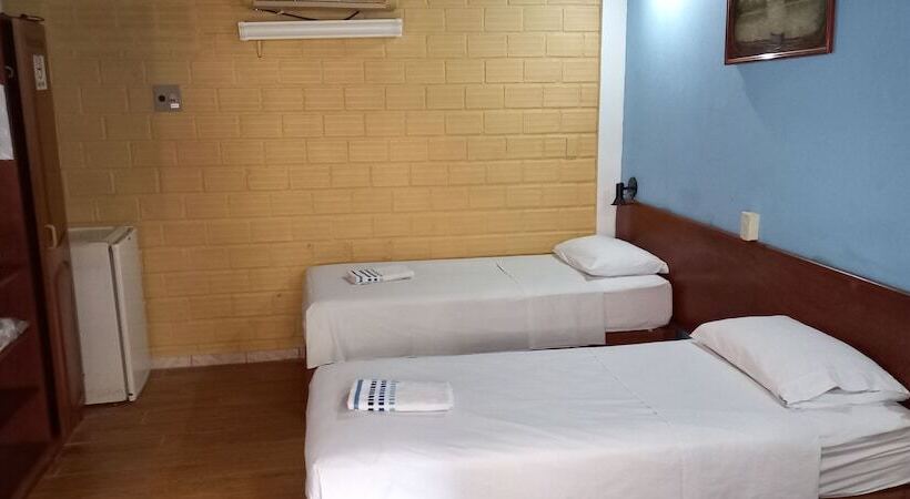 标准间, Le Massilia