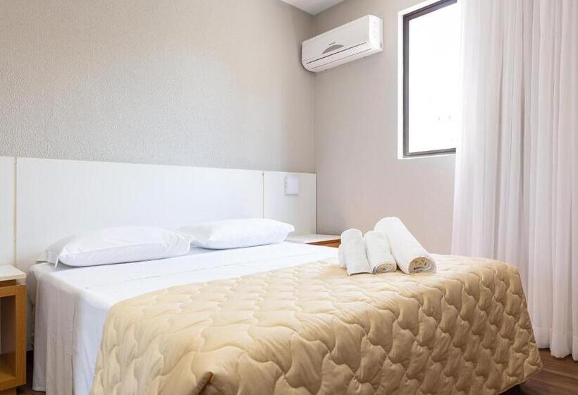 جناح كلاسيكي, Lunes