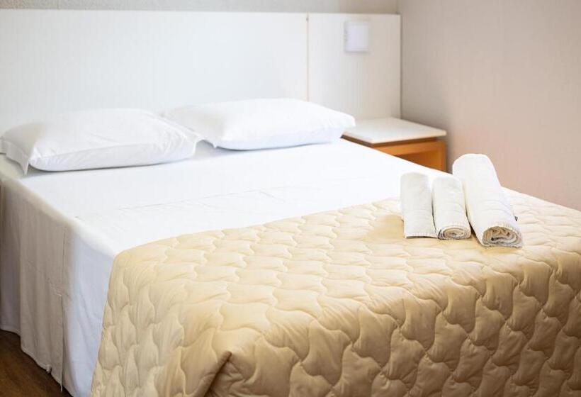 جناح كلاسيكي, Lunes