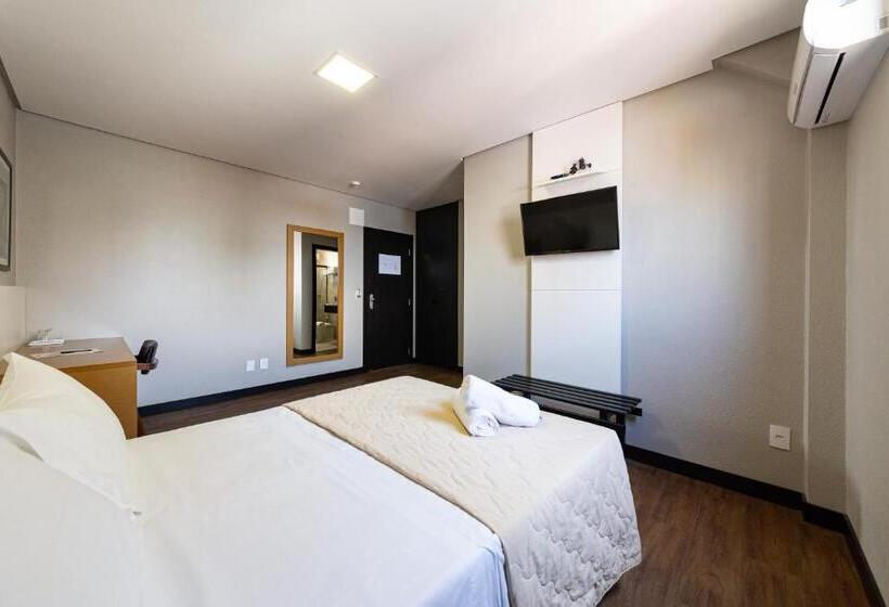 جناح إدارى, Lunes