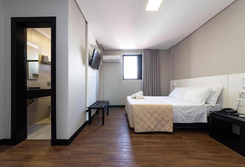 جناح إدارى, Lunes