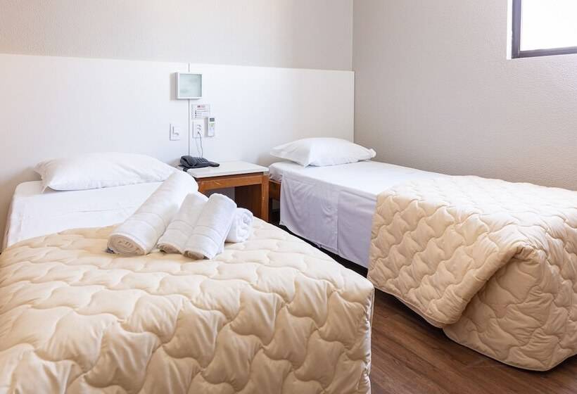 غرفة قياسية, Lunes