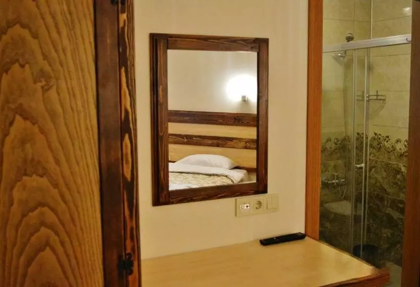 اتاق استاندارد, Mersu A La